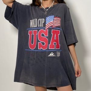 Vintage 1994 FIFA World Cup USA Black Tee 🇺🇸